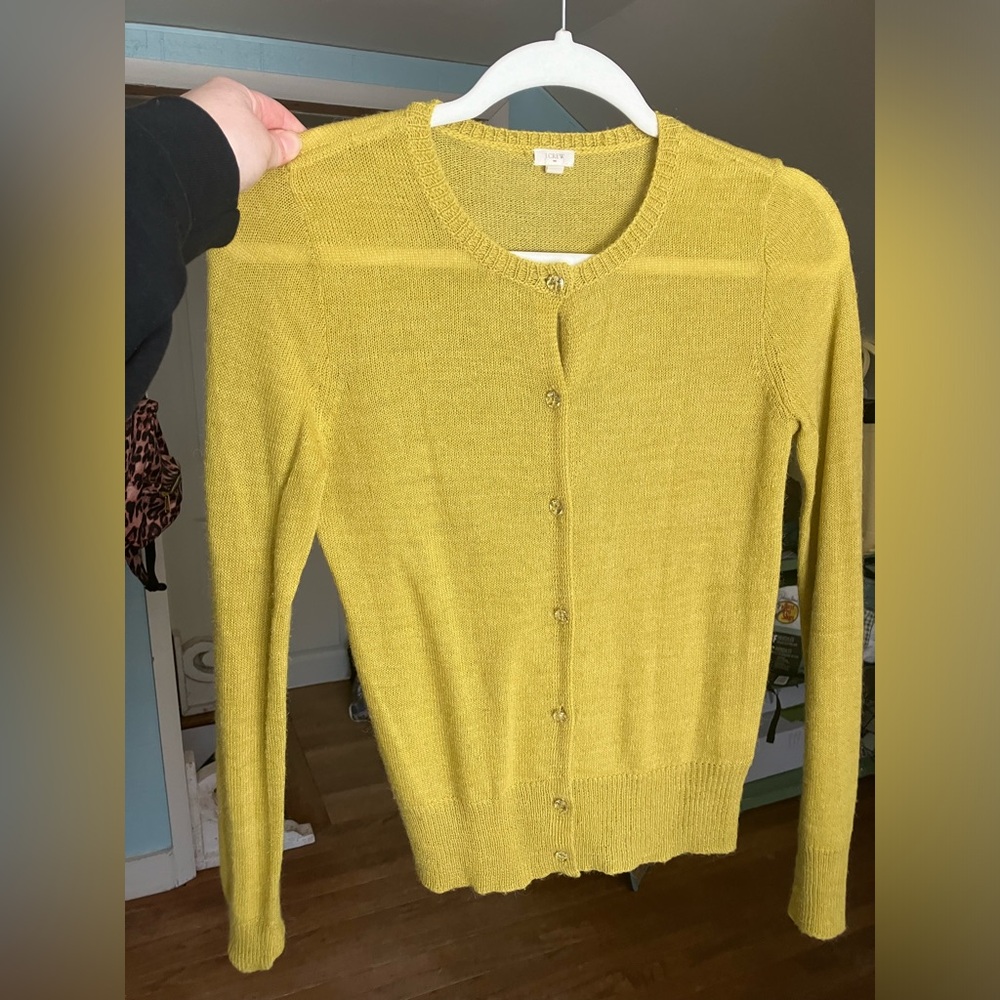 Lightweight J.Crew knit cardigan 💚